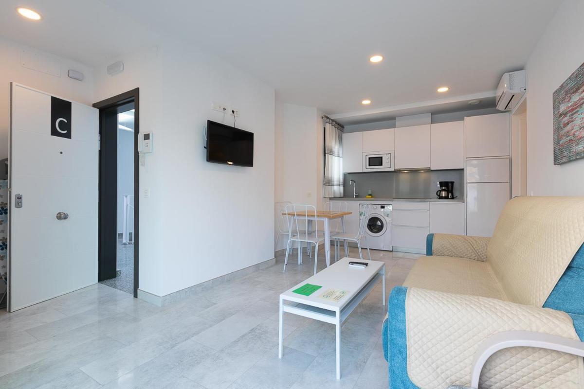 Apartamentos Guerrero 3 Torre Del Mar Exterior photo